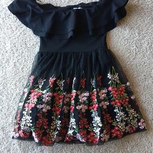Dress (never worn)